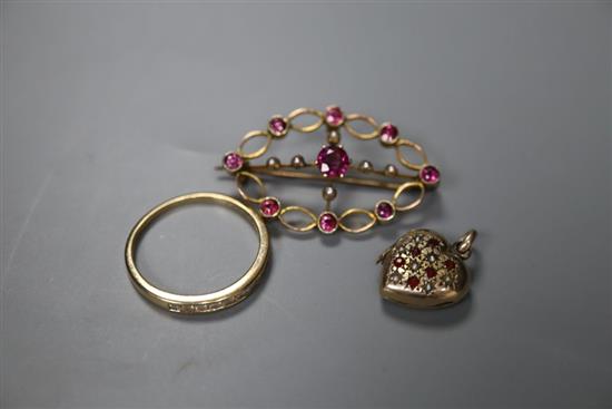 A yellow metal, garnet? and seed pearl set oval brooch, 35mm, a 10k and diamond set half hoop ring & a pendant.